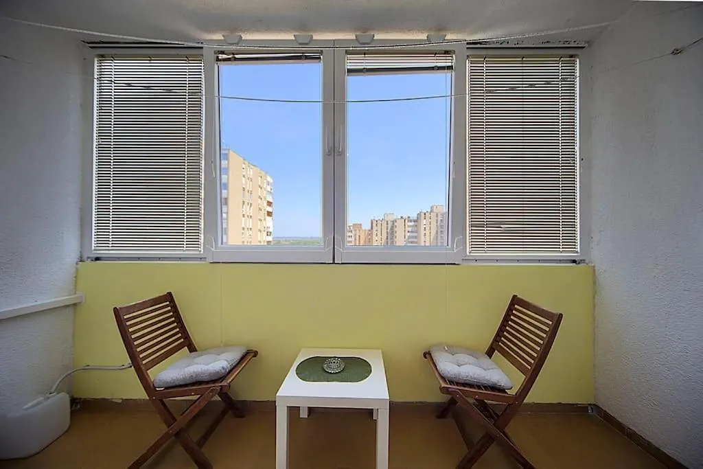 Big Cozy Apartment Near The Beach/Center Pula Croatia